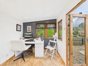 Office- click for photo gallery